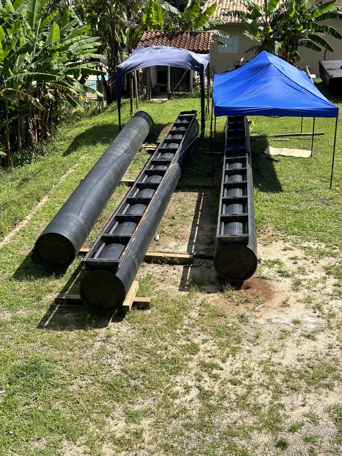 Estrutura flutuante de PEAD